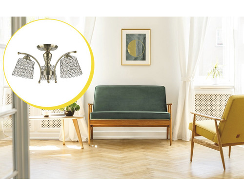 Plafonieră cu detalii din cristal într-un living