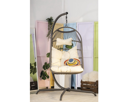 Scaun suspendat cu cadru metalic și perne