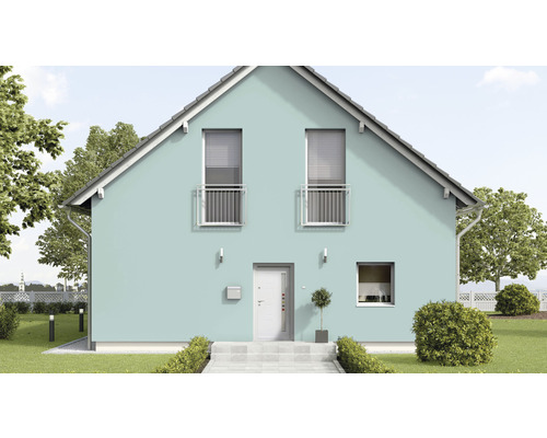 Fațadă de casă cu tencuială, obloane și ușă de intrare