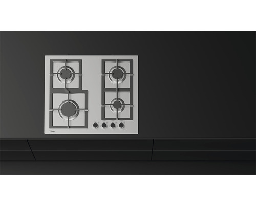 Plită Teka cu patru arzătoare pe gaz pe un blat de bucătărie
