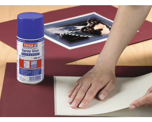 Spray adeziv Tesa doză cu cadru și hârtie