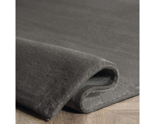 Covor gri cu fir înalt