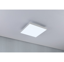 Lumină de plafon pătrată pe tavanul camerei
