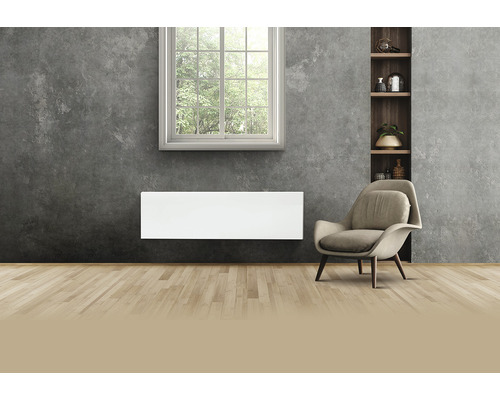 Cameră de zi modernă cu radiator, fotoliu și fereastră pentru o atmosferă confortabilă.