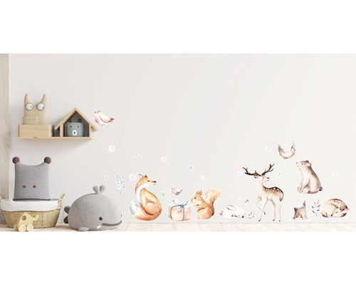 Decorare de perete cu motive de animale în camera copilului