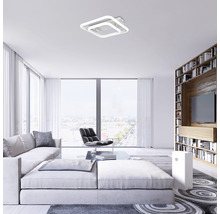 Living cu design modern și plafonieră pătrată