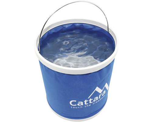 Găleată albastră pliabilă cu apă și mâner de transport metalic