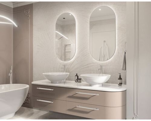 Baie cu lavoar, chiuvete aplicate și oglinzi iluminate