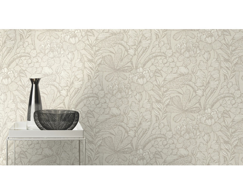 Tapet cu model floral în interior