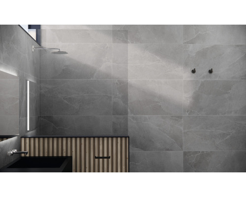 Baie cu gresie gri, duș și lavoar