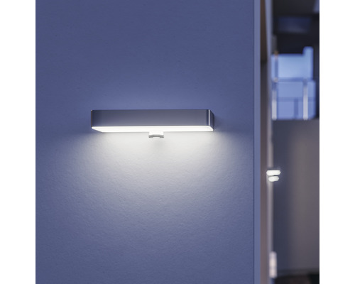Lumină de perete din metal cu iluminare LED