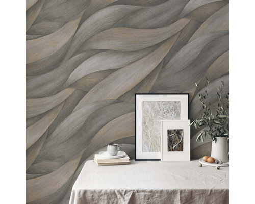 Living cu tapet cu model ondulat