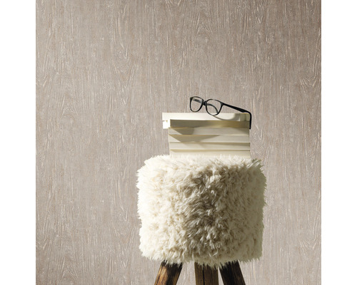 Tapet cu model de granulație lemnoasă, ochelari pe stivă de cărți pe un taburet