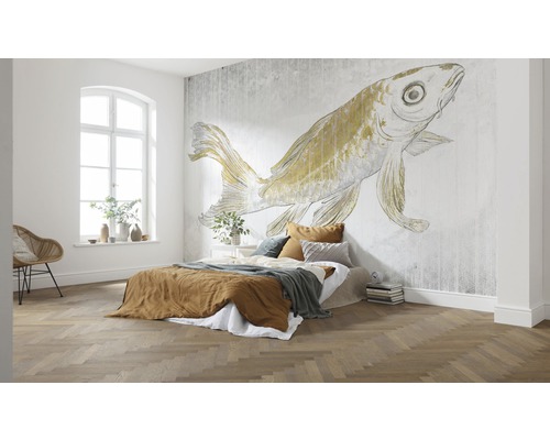 Dormitor cu tapet cu model, pat și podea din lemn