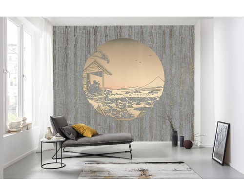 Living cu tapet modelat cu o temă de peisaj japonez
