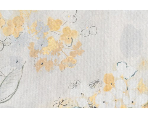 Textil cu motiv floral