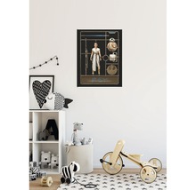 Poster cu motiv Star Wars în camera copilului