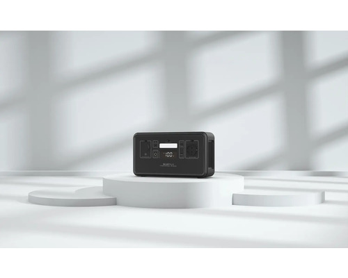 Alimentare portabilă cu energie pe un piedestal