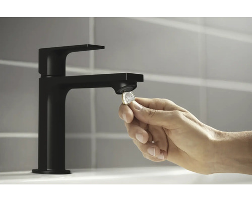 Baterie neagră de lavoar cu aerator detașabil