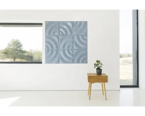 Scenă cu panou acustic pe perete, noptieră și plantă de apartament