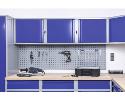 Atelier cu dulapuri de scule, panou de perete pentru scule și scule