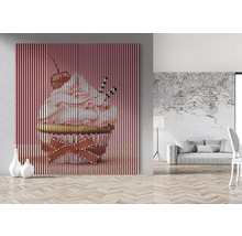 Imagine decorativă cu lamele cu motiv de cupcake într-un spațiu de locuit
