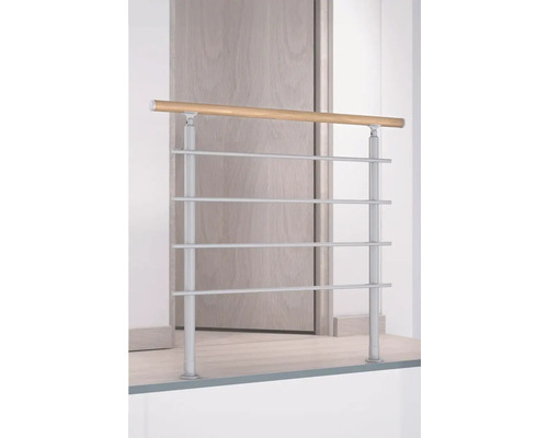 Balustradă cu mână curentă din lemn și bare metalice pentru scări sau balcoane