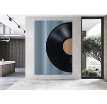 Tablou de perete cu motiv de disc de vinil într-un spațiu de locuit modern