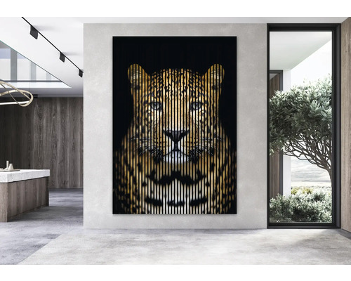 Artă decorativă de perete cu leopard într-un interior modern