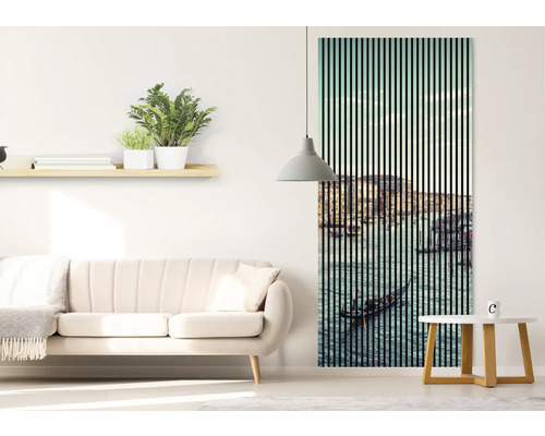 Sufragerie cu canapea, raft și imagine acustică cu motiv Veneția