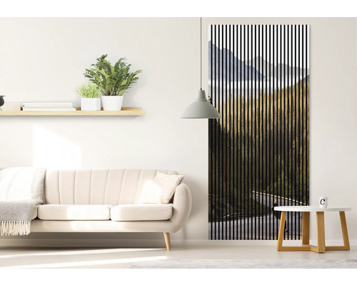 Sufragerie cu canapea, măsuță laterală, raft de perete și panou de perete