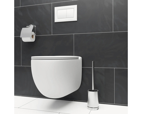 Toaletă suspendată cu suport pentru hârtie igienică, buton de spălare și perie de toaletă