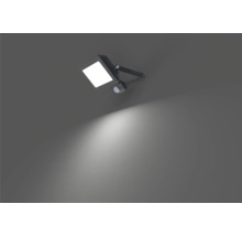 Proiector LED de exterior cu senzor de mișcare pentru montare pe perete