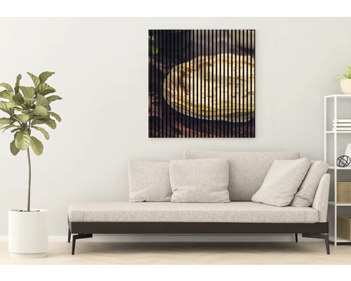 Imagine decorativă de perete cu structură lamelară și motiv alimentar deasupra unei canapele