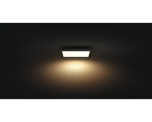 Plafonieră pătrată cu iluminare