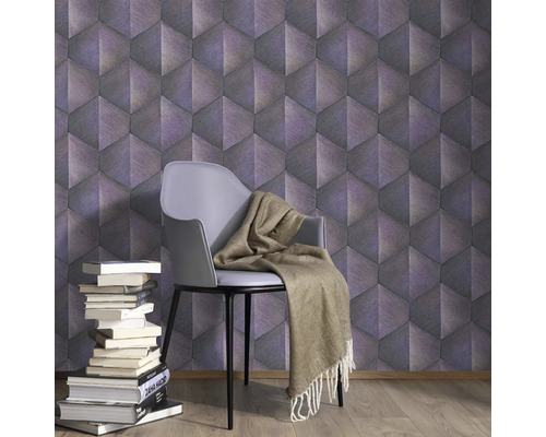 Cameră de zi cu tapet tridimensional și scaun