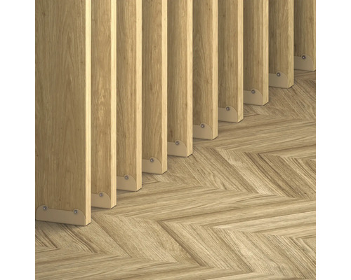 Panouri din lemn cu elemente de montaj și parchet cu model herringbone