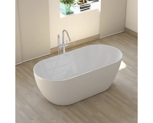 Cadă freestanding cu baterie în baie