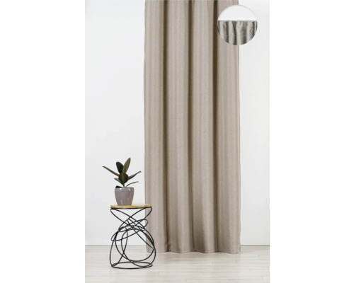 Cortină din material textil cu sistem de prindere cu bandă de încrețire