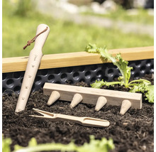 Set de unelte de grădină pentru cultivare și plantare în jardiniera înălțată.