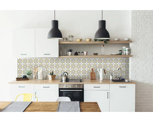 Placă decorativă autoadezivă Wall Tiles Jamila auriu 15,25x15,25 cm, pachet 6 buc. Placă decorativă autoadezivă Wall Tiles Jamila auriu 15,25x15,25 cm, pachet 6 buc.