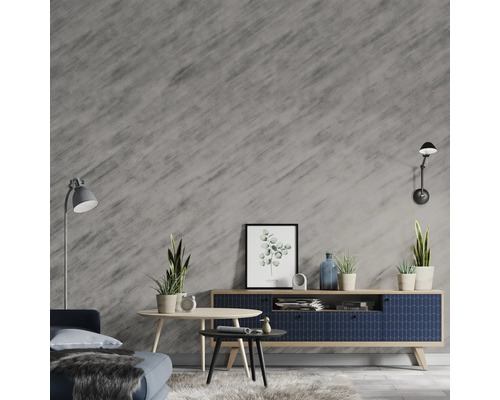 Living cu canapea, măsuță de cafea și bufet lângă un perete gri