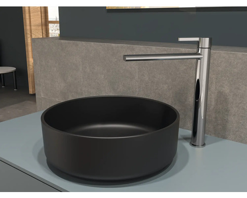 Chiuvetă neagră de blat cu baterie cromată