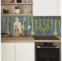 Protecție perete bucătărie cu motiv de plante aromatice deasupra plitei