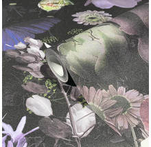 Rola de tapet cu flori și fluturi