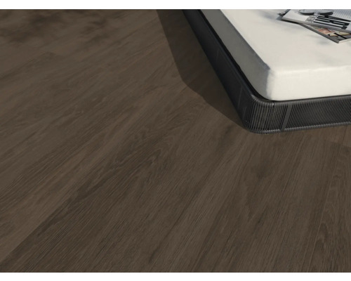 Pardoseală din lemn montată într-un interior