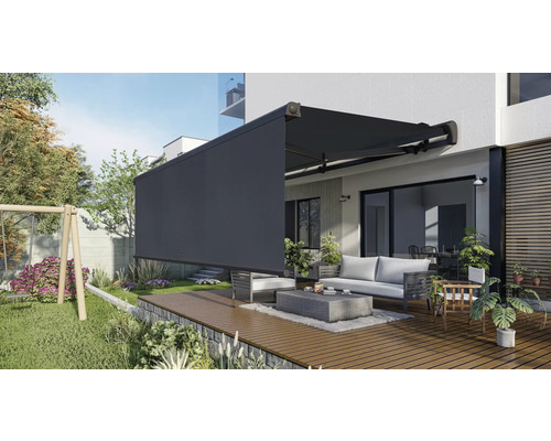 Terasa cu copertină, mobilier de ședere și plante