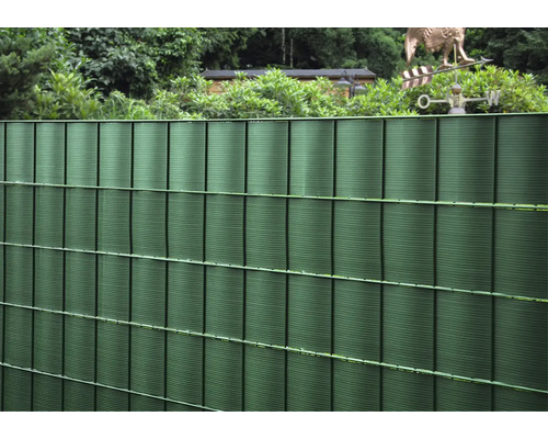 Gard din plasă dublă cu fâșii de protecție a intimității