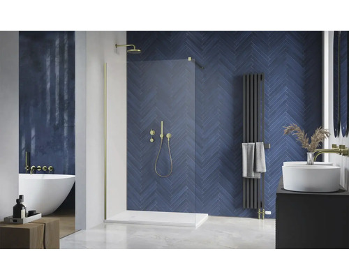 Baie cu duș, cadă și lavoar