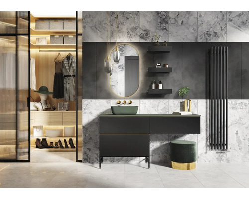 Baie cu lavoar, oglindă, raft și dressing